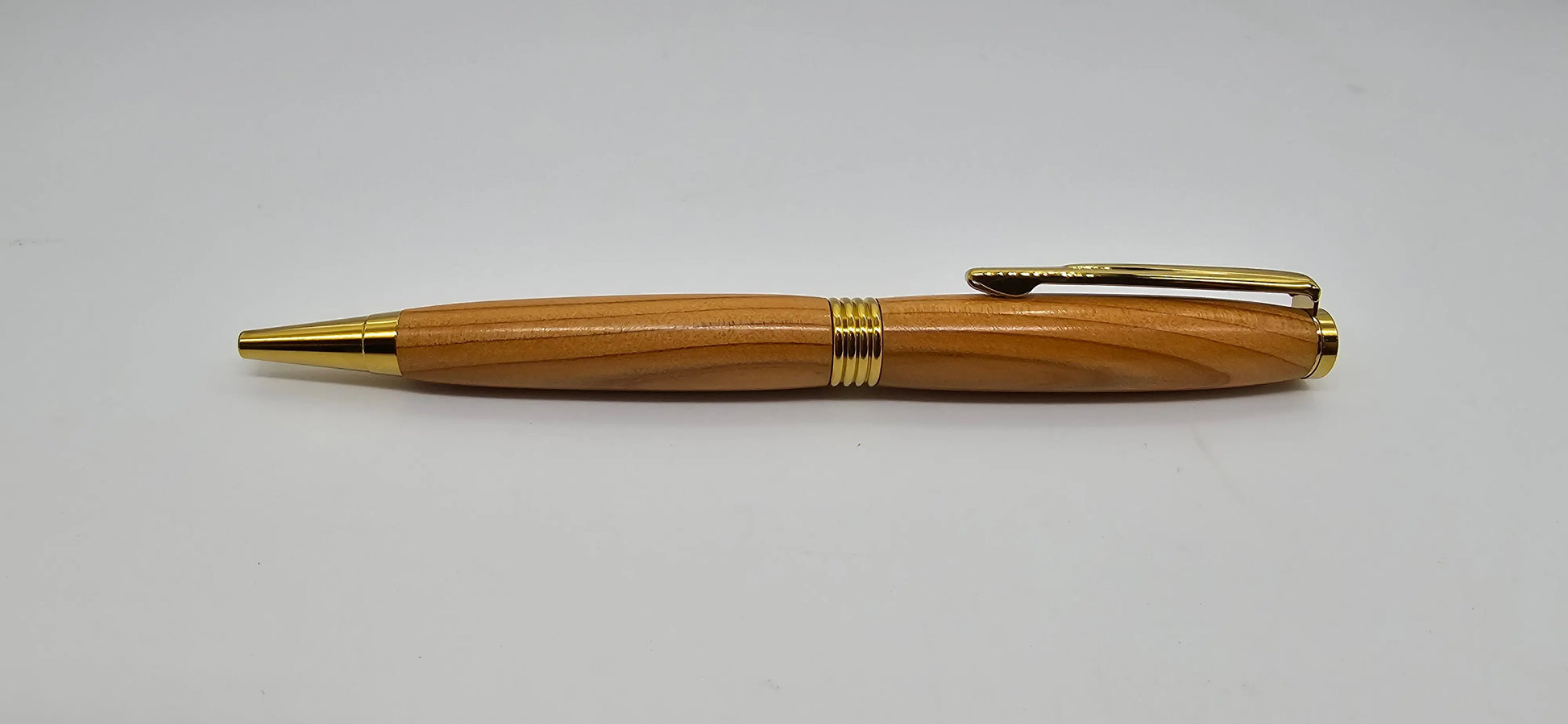 Exeter University Yew Ballpoint twist pen 