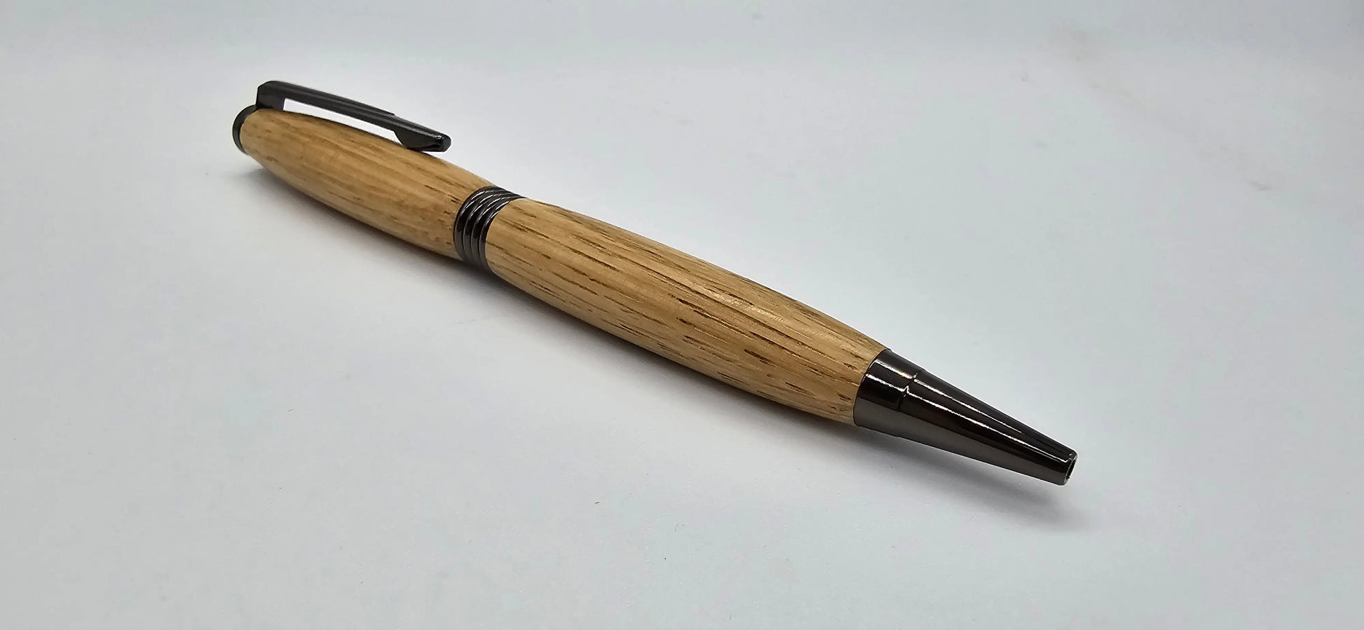 Covent Garden Barrow Oak twist pen 