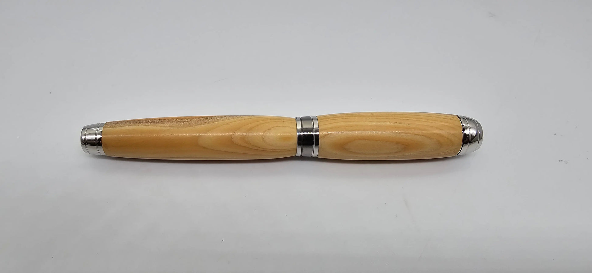 Exeter University Yew fountain pen presentation set 