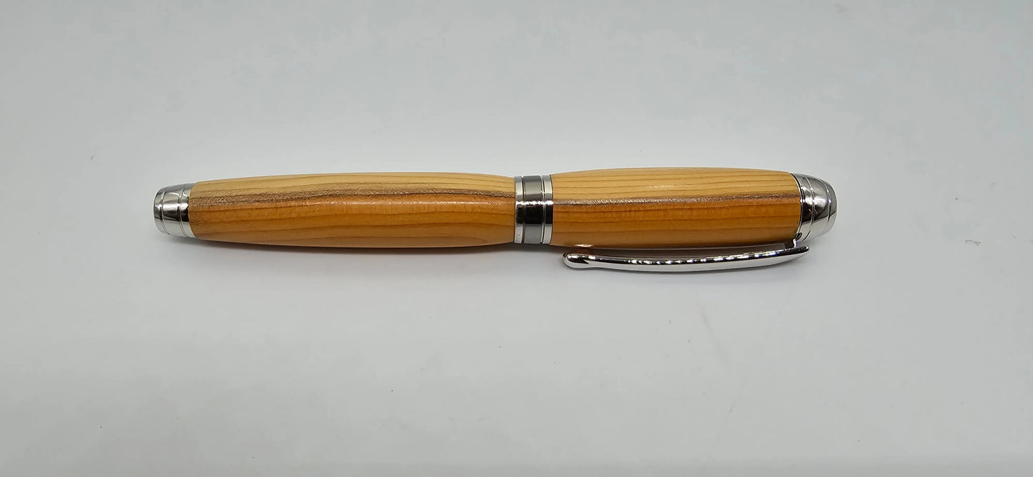 Exeter University Yew fountain pen presentation set 