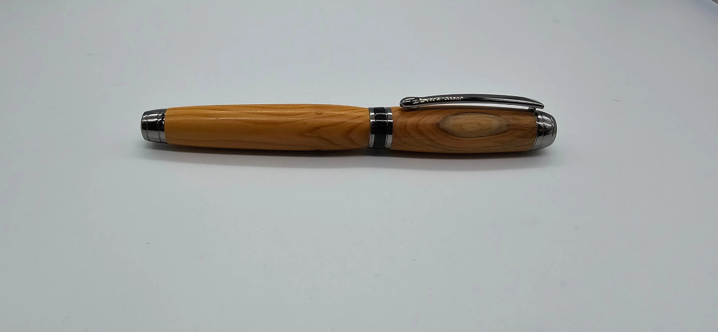 Exeter University Yew fountain pen presentation set 