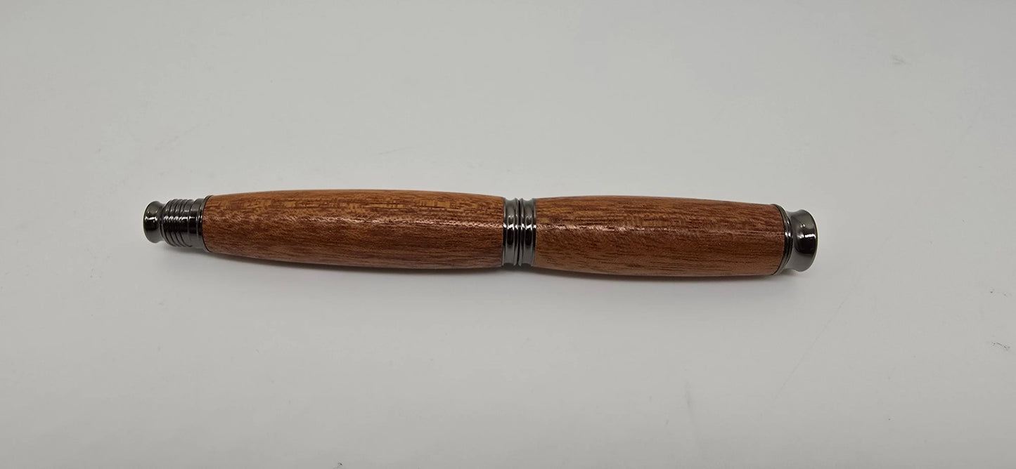 Fountain pen in African Mahogany from W2180 1950's Railway carriage 