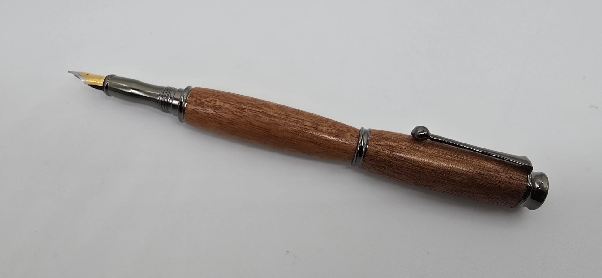 Fountain pen in African Mahogany from W2180 1950's Railway carriage 