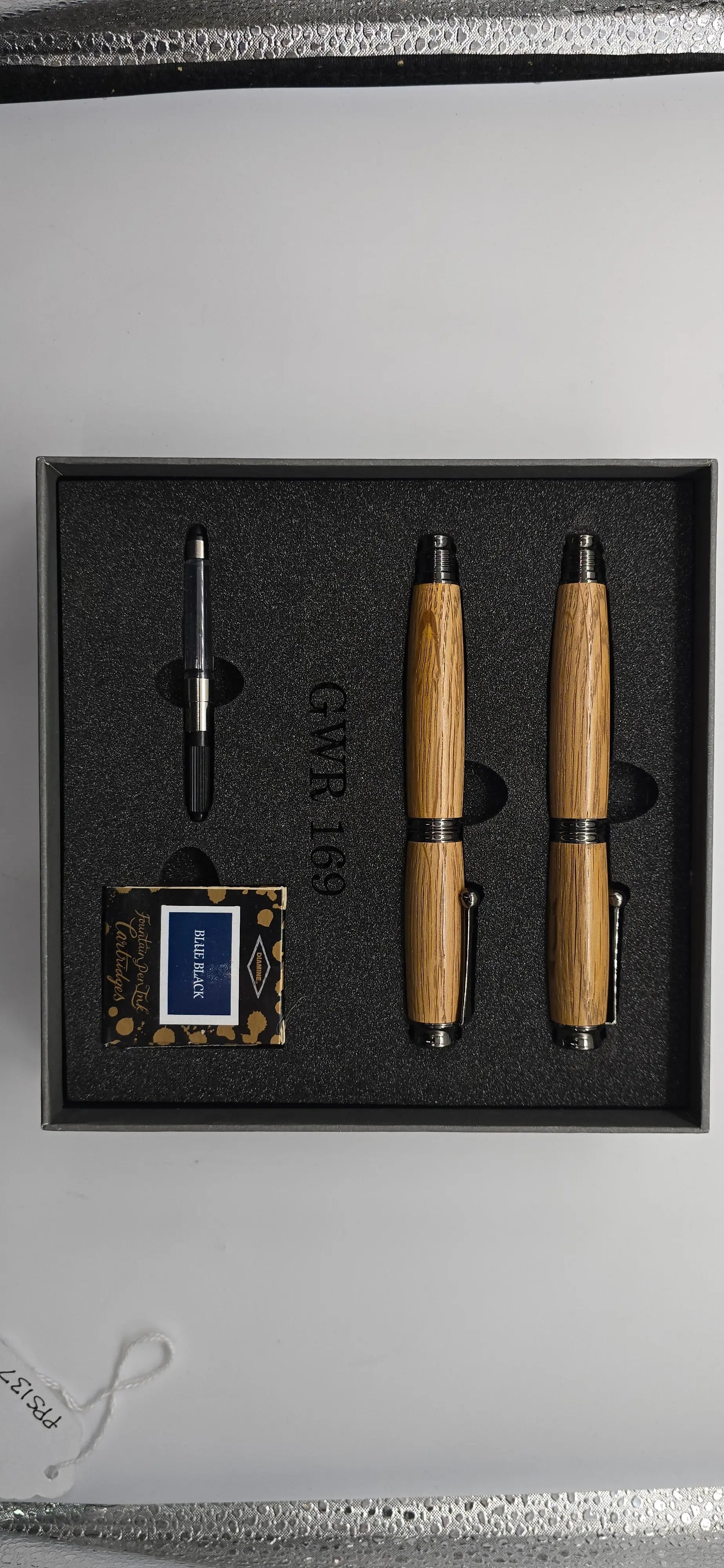 GWR 169 Railway carriage Fountain pen & Rollerball boxed set 