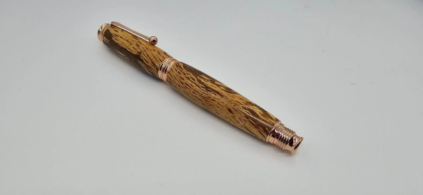 Killerton House - Cork Oak Fountain pen - Rose gold 