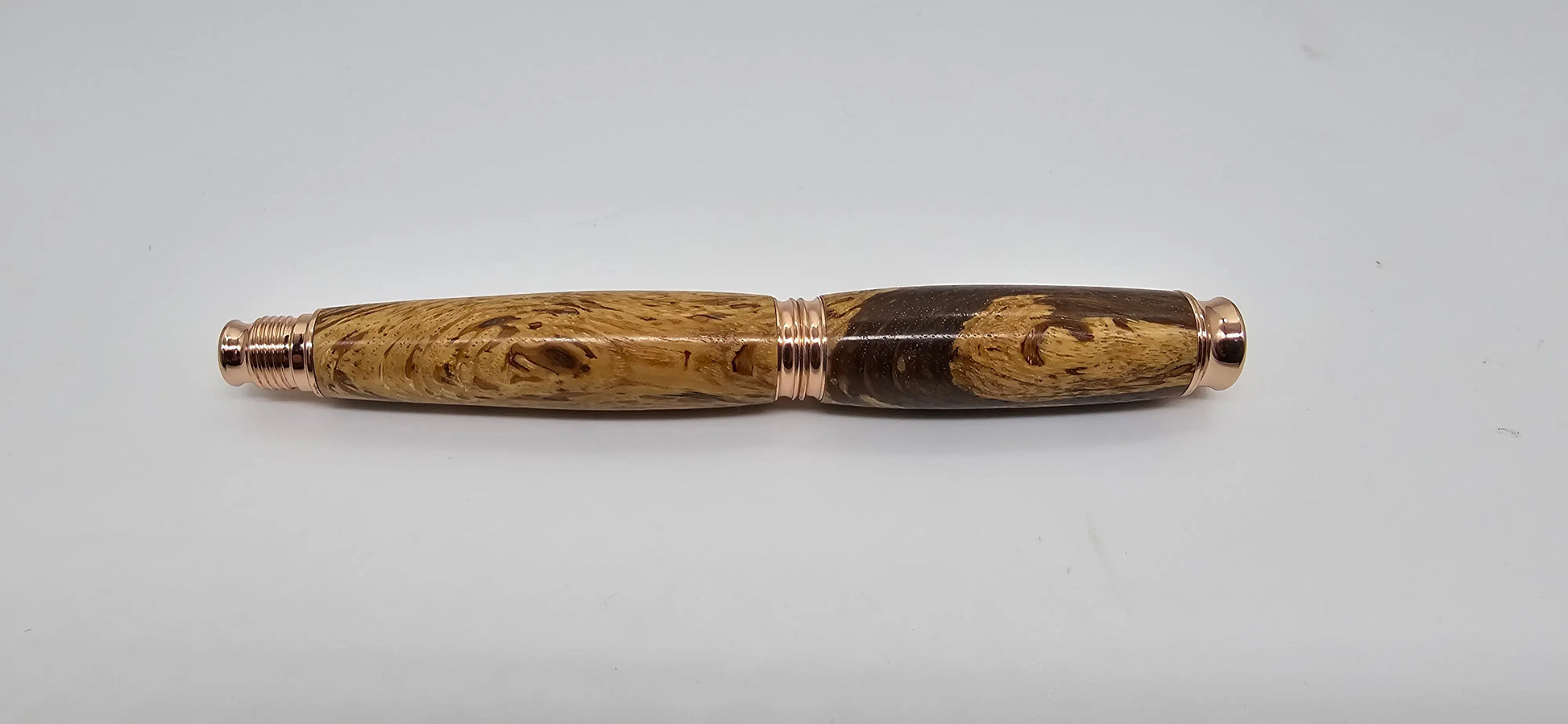 Killerton House - Cork Oak Fountain pen - Rose gold 