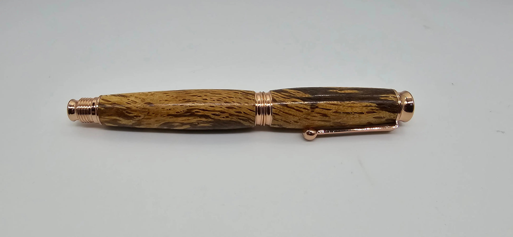 Killerton House - Cork Oak Fountain pen - Rose gold 