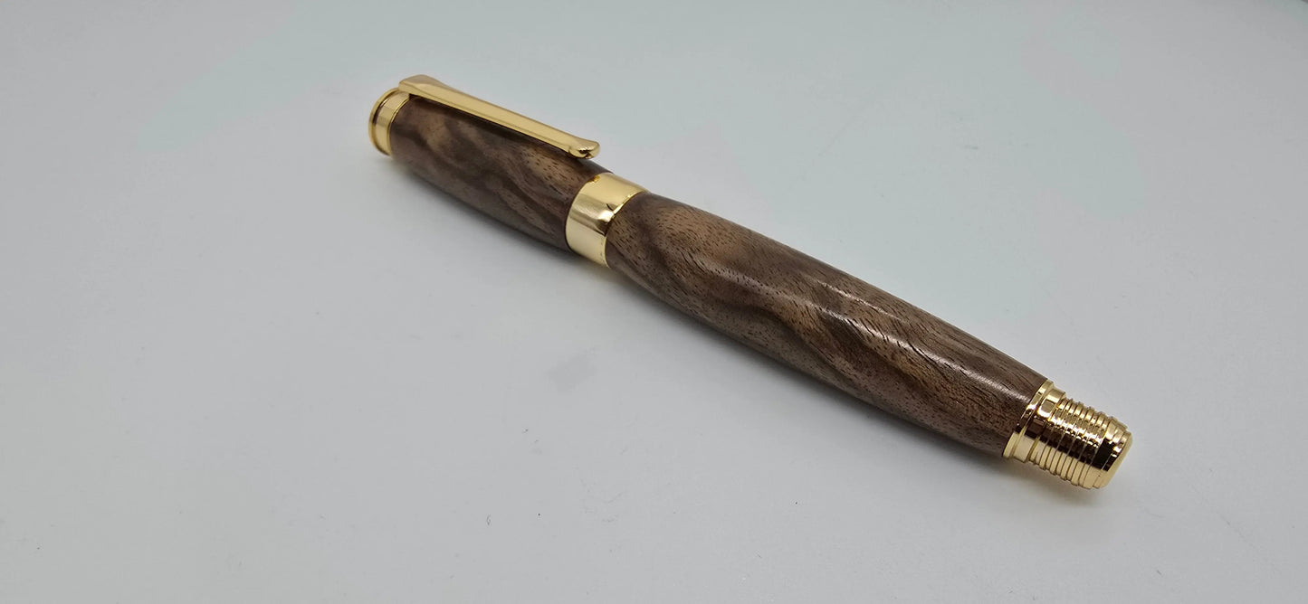 Walnut shotgun stock Fountain pen - DevonPens