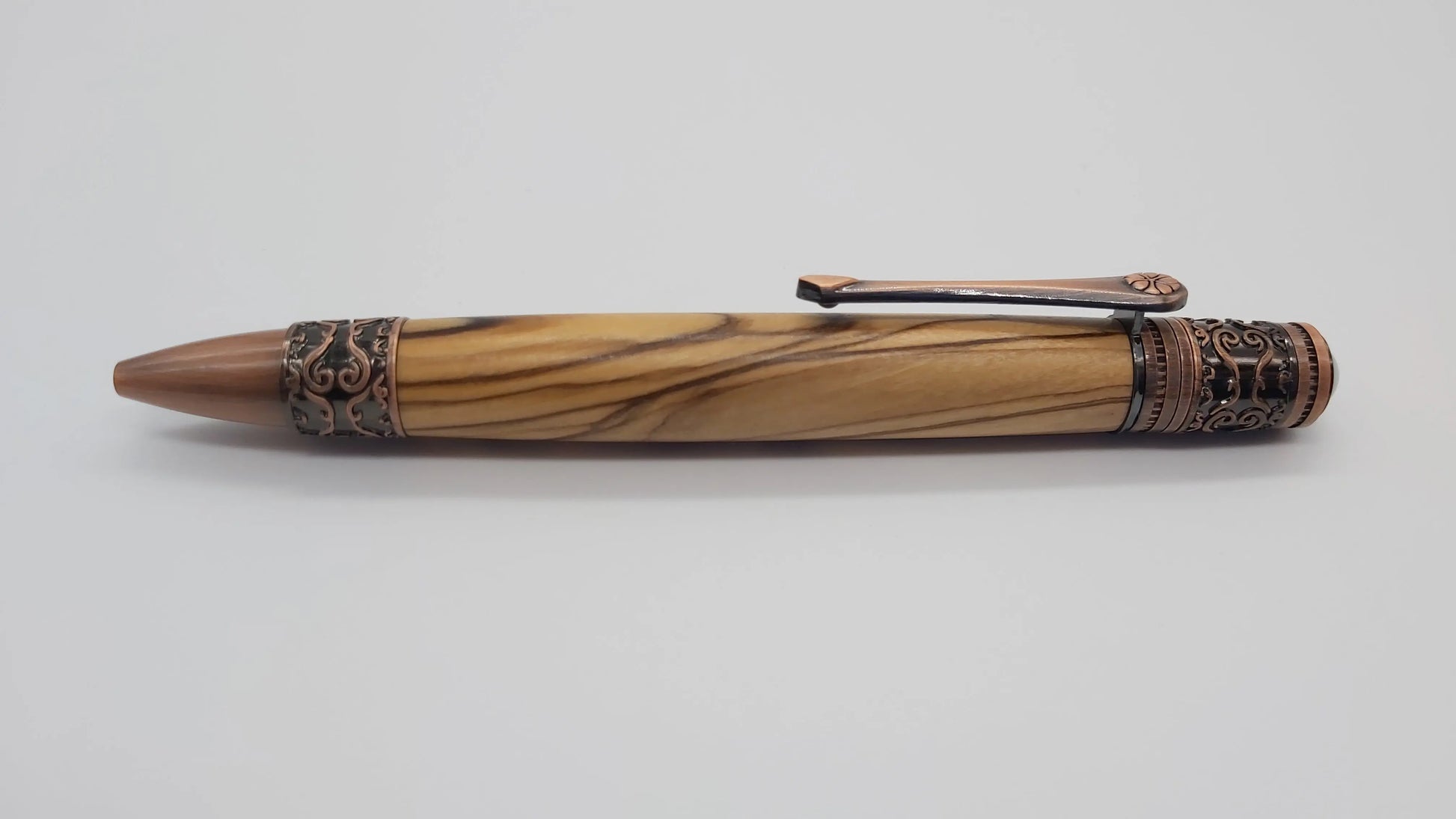 Ballpoint pen in Bethlehem Olive wood - Antique copper DevonPens