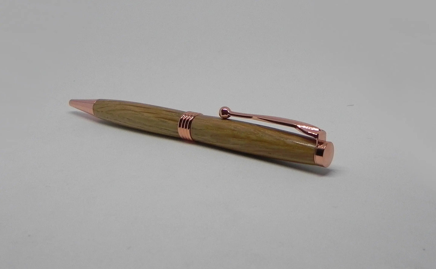 Ballpoint pen in Scotch Whisky Barrel Oak DevonPens