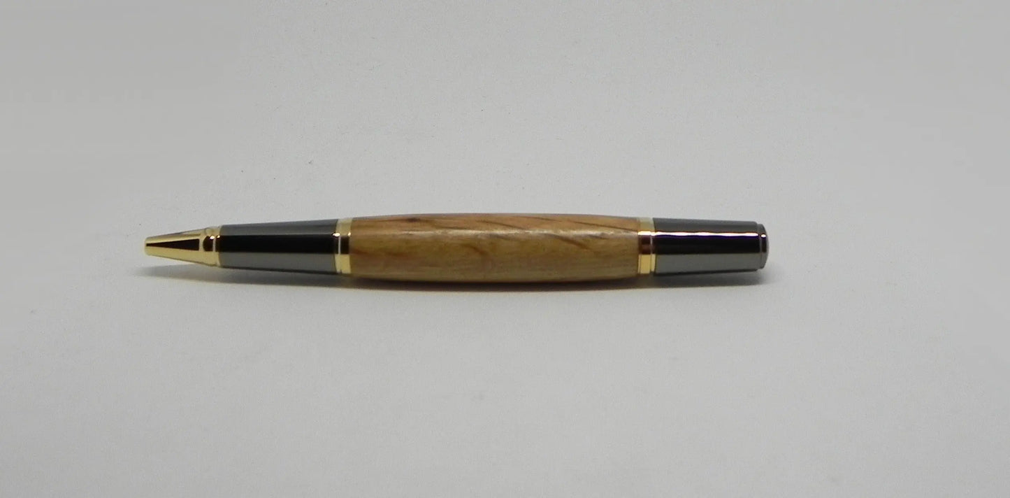 Ballpoint pen in Whisky Barrel Oak. DevonPens