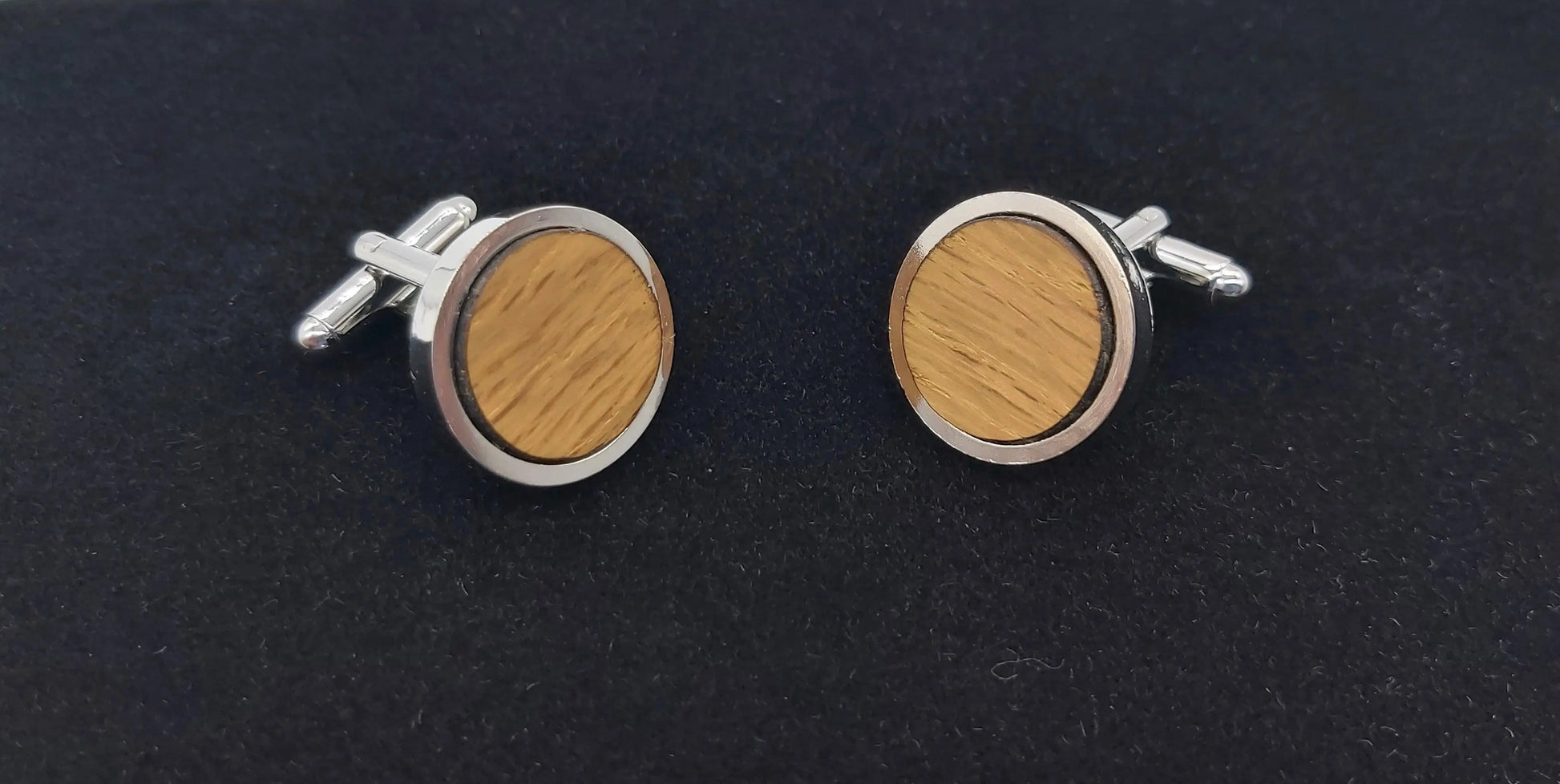 Cufflinks in Oak taken from HMS Victory - round DevonPens