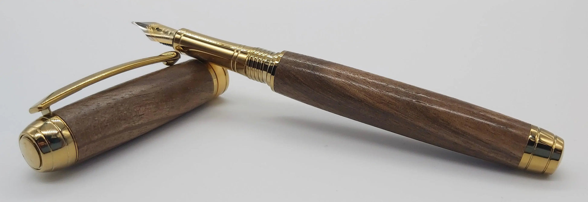 Dartmoor Walnut Fountain pen DevonPens