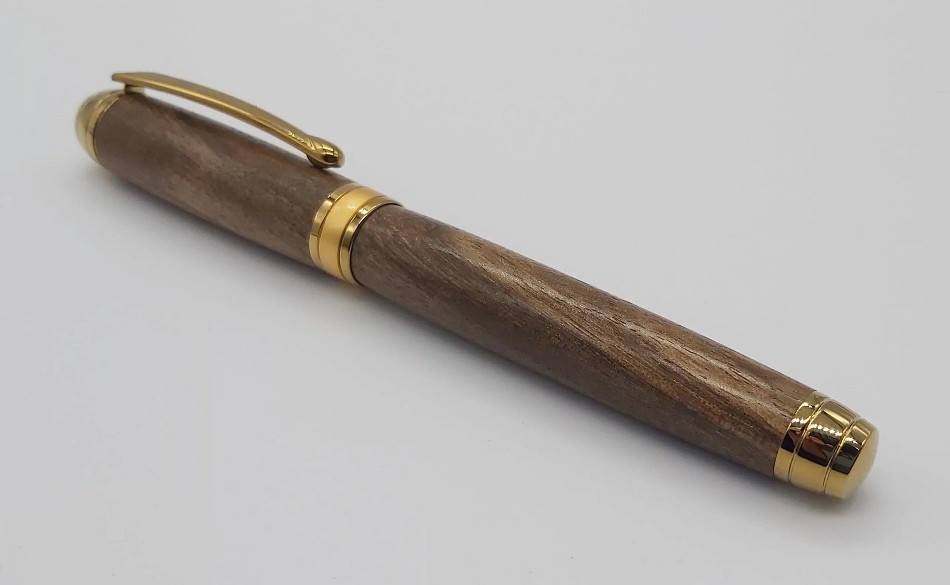 Dartmoor Walnut Fountain pen DevonPens