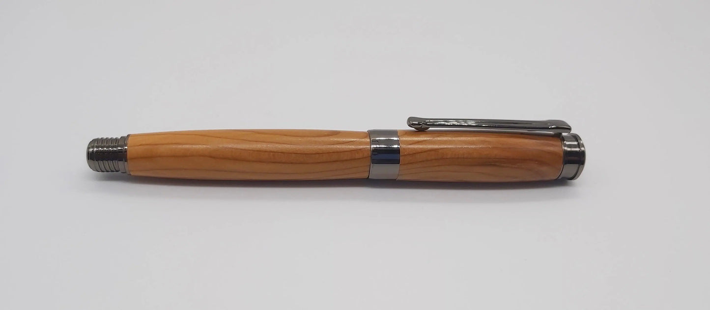 Dartmoor Yew Fountain pen DevonPens