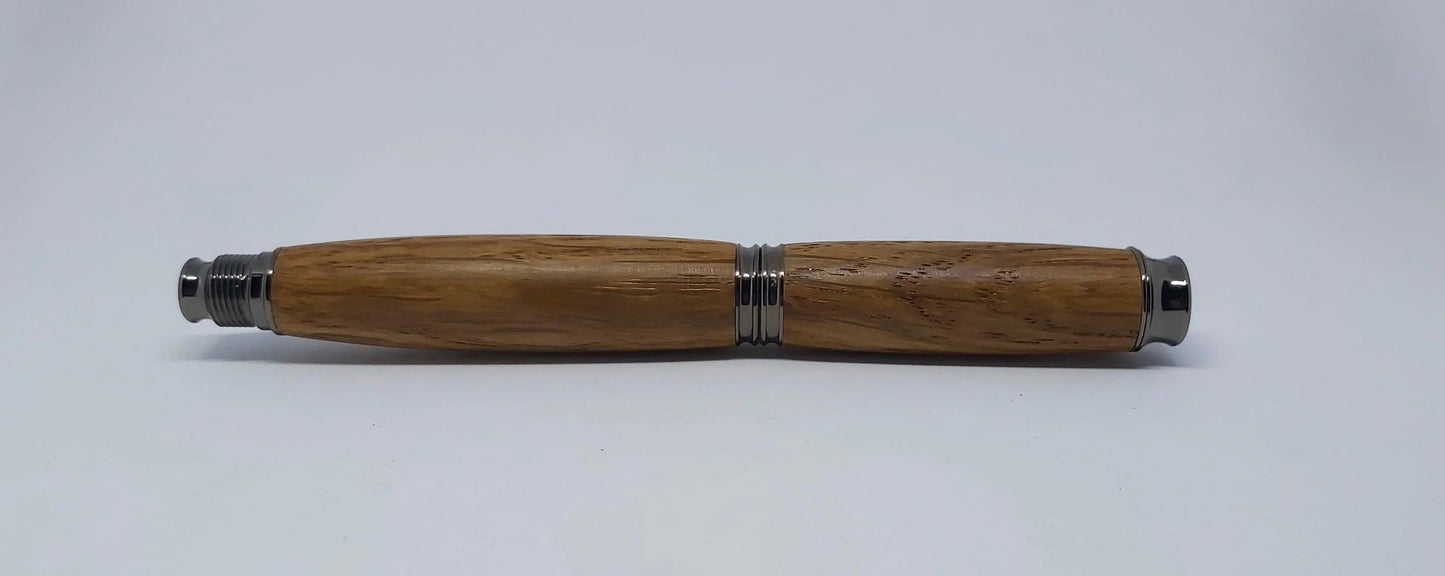 Fountain pen handmade in Brown Oak DevonPens