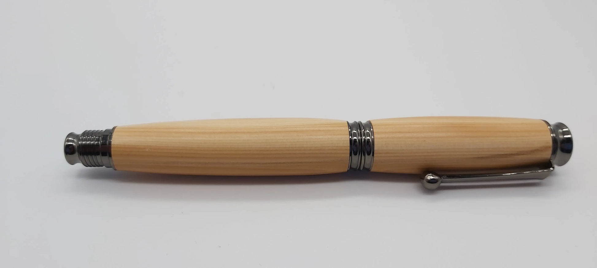 Fountain pen handmade in Yew that grew at Exeter University DevonPens