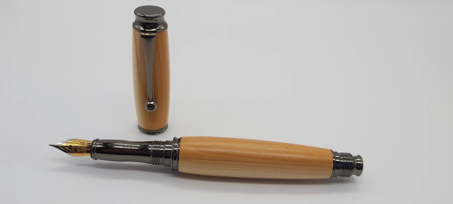 Fountain pen handmade in Yew that grew at Exeter University DevonPens