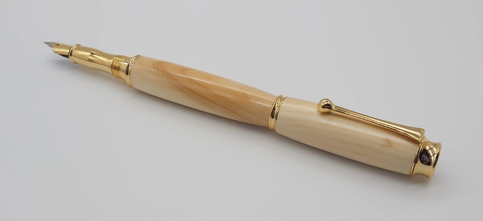 Fountain pen in Yew from National trust property Stourhead DevonPens