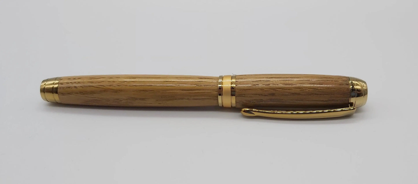 GWR Fountain pen - A fountain pen in Oak taken from GWR 169 rail carriage DevonPens