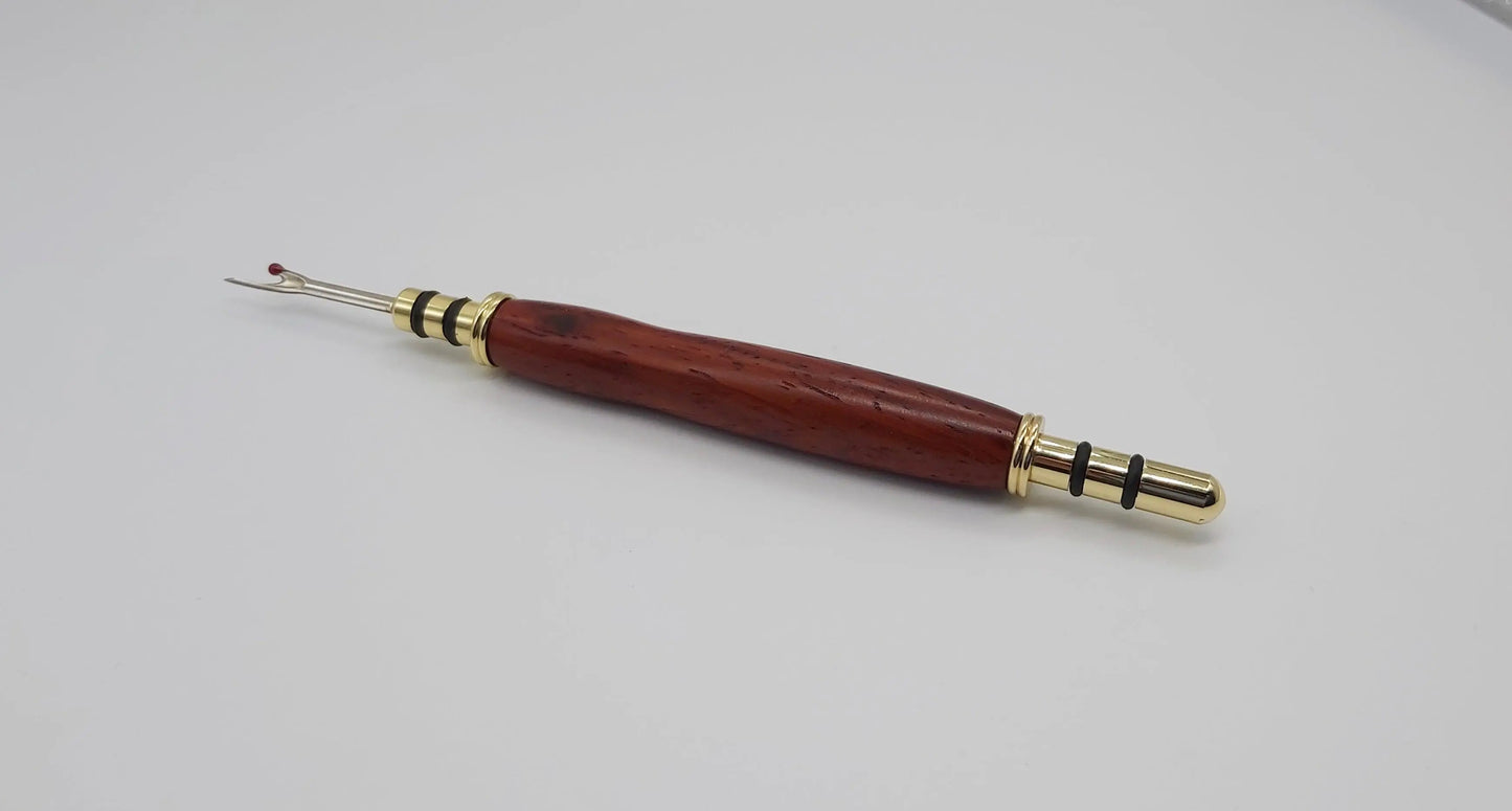 Seam ripper in Cocobolo wood DevonPens