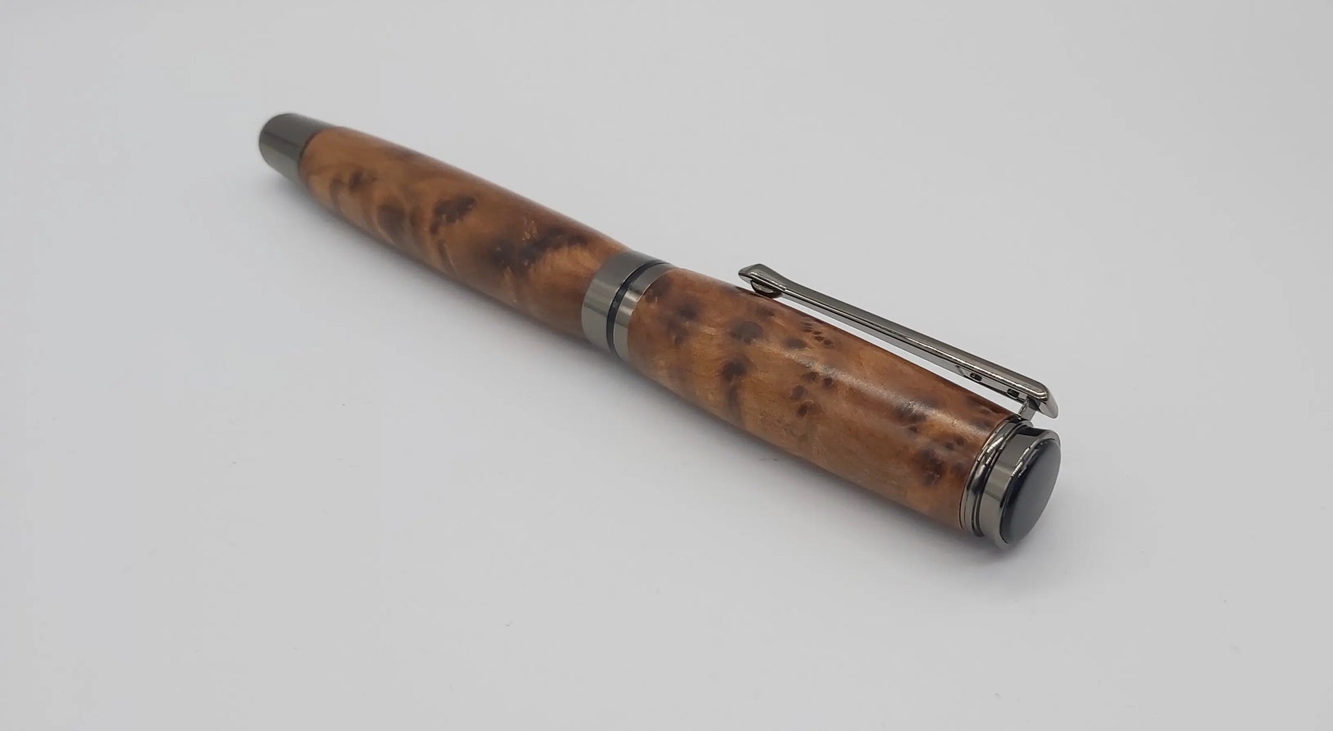 Thuya Burr fountain pen DevonPens